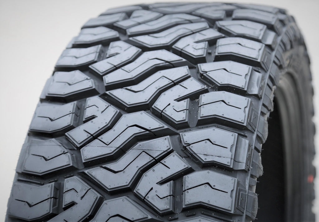 Venom Power Terra Hunter R/T+ LT35X11.50R20 Rugged Terrain E (10 Ply) Tire