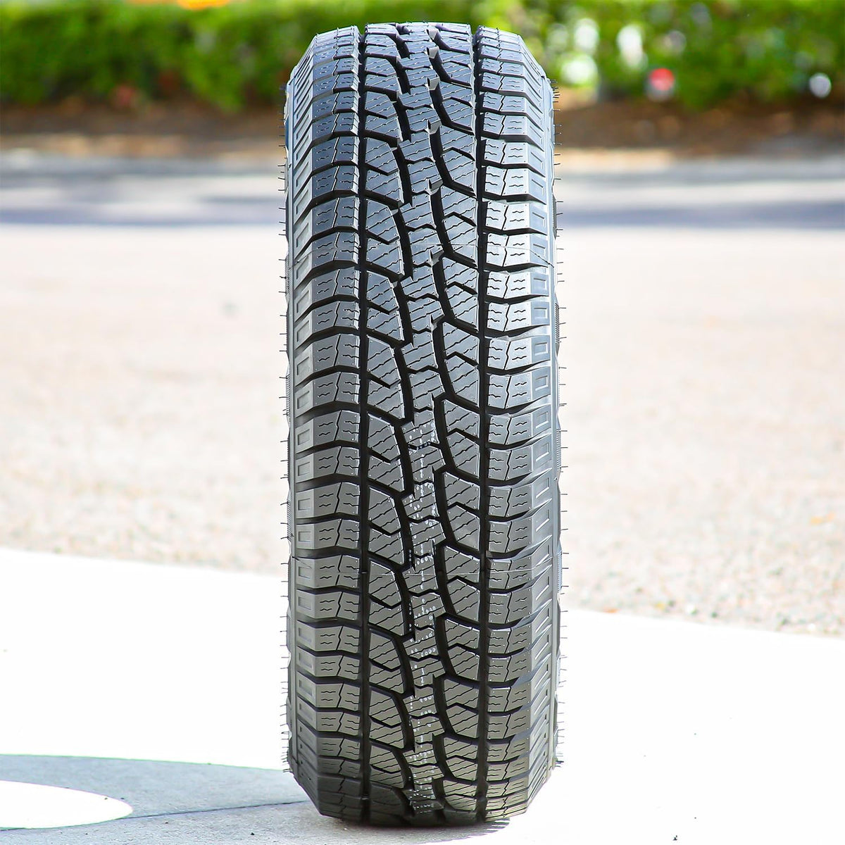 LT275/70R18 125/122S E/10 BW WESTLAKE SL369 ALL TERRAIN, Black
