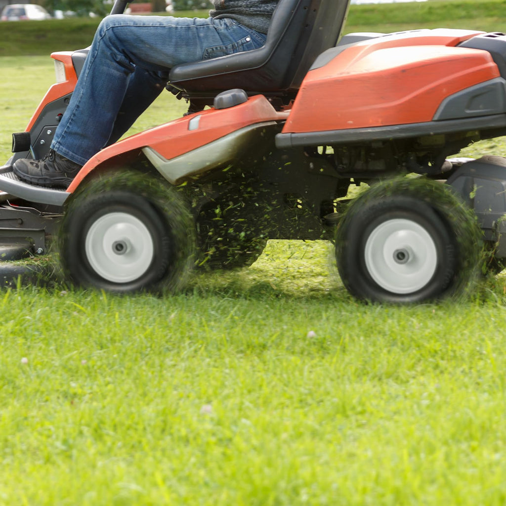 VEVOR Lawn Mower Tires with Rim, 20x8-8" Tubeless Tractor Tires, 2-Pack Tire and Wheel Assembly, S-Turf Pneumatic Tires with 3.5" Offset Hub and 3/4" Bushing Size, for Riding Mowers Lawn Tractors