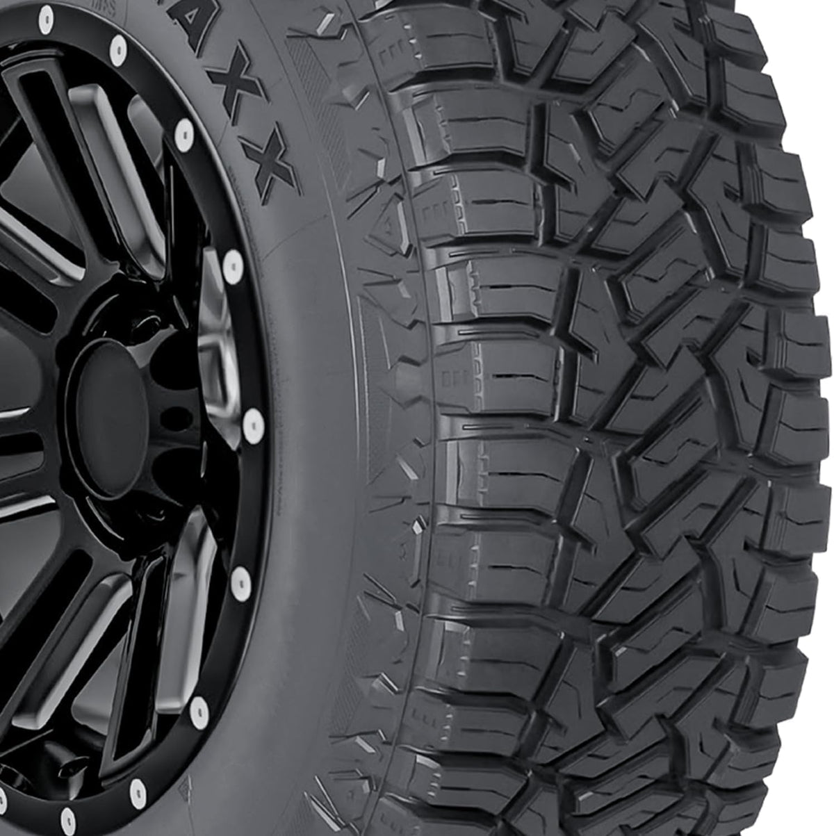 Crosswind Rugged Traxx All Terrain 275/60R20 116T XL Light Truck Tire