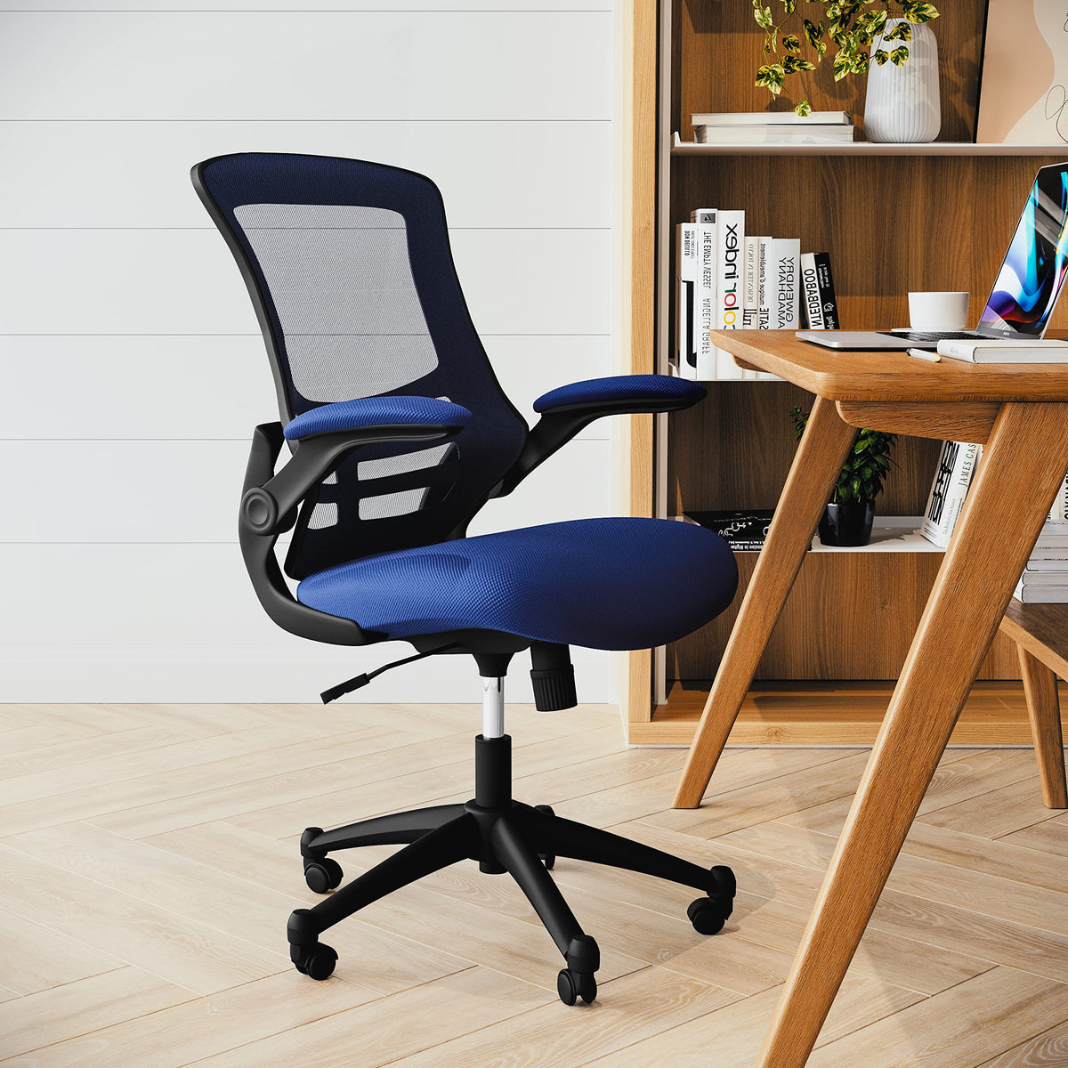 Flash Furniture Set of 4 Mid-Back Swivel Ergonomic Task Office Chairs with Flip-Up Arms, Black Mesh